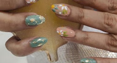 Looking for the best nail art in Gurugram?